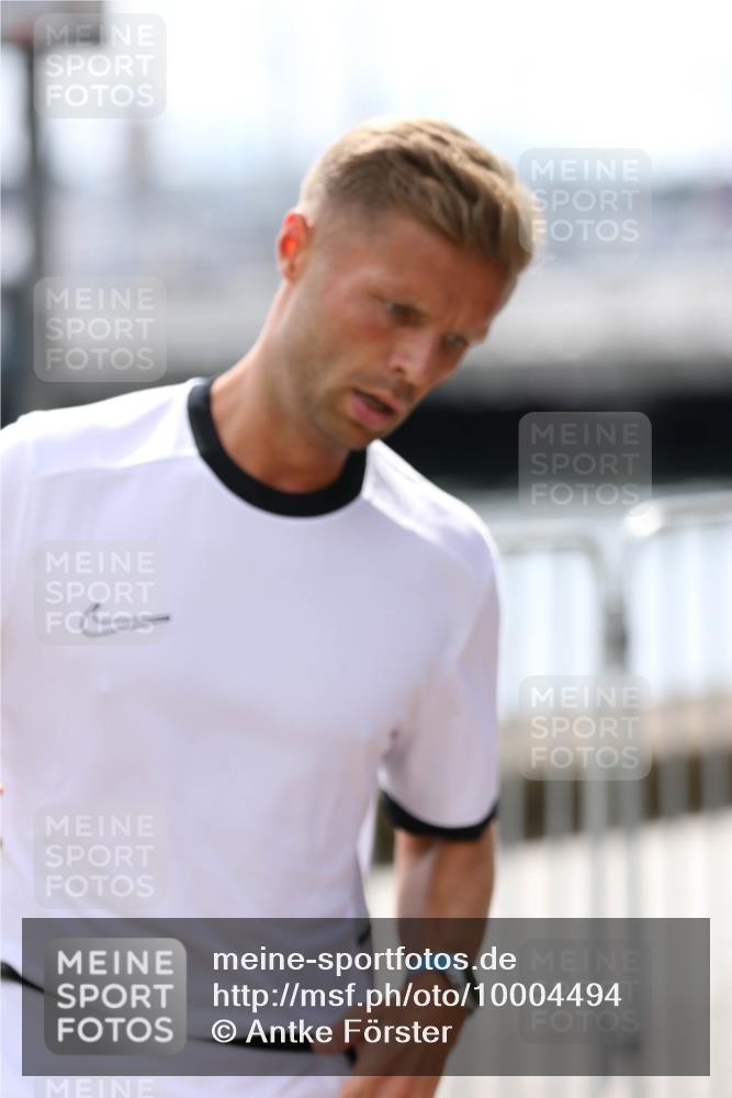 16.08.2026 - KN Förde Triathlon 2026 Antke Förster http://msf.ph/oto/10004494 16.08.2026 13:34:56 Laufen  meine-sportfotos.de