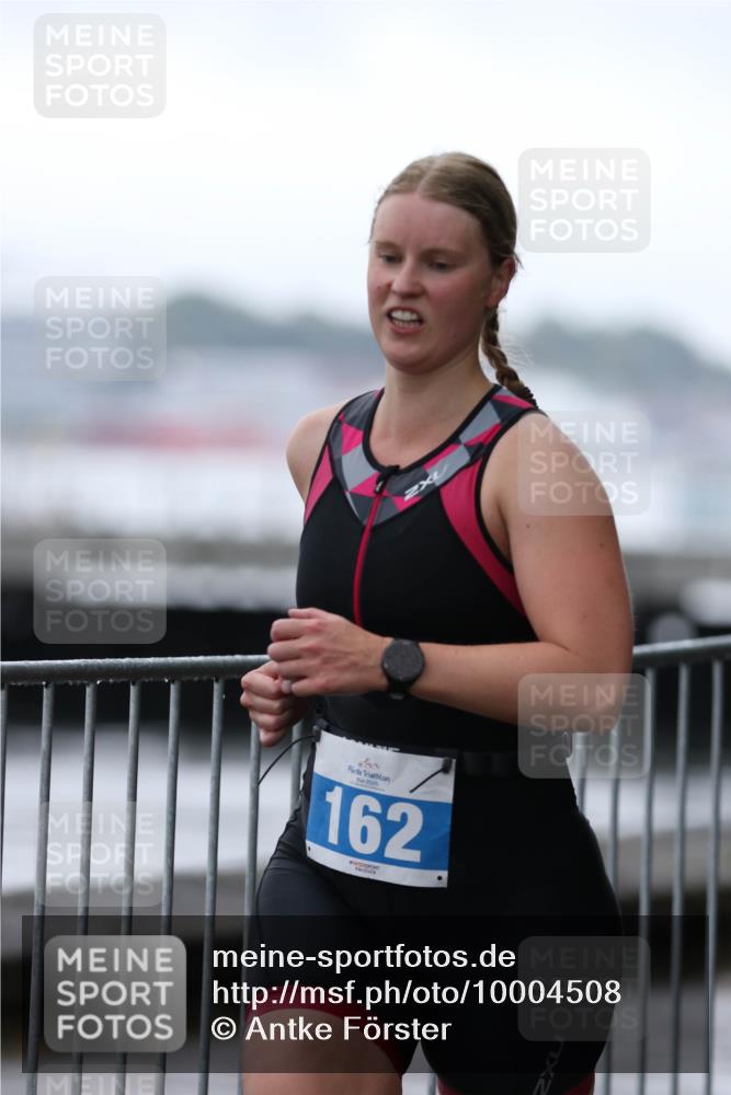 16.08.2026 - KN Förde Triathlon 2026 Antke Förster http://msf.ph/oto/10004508 16.08.2026 10:11:05 Laufen 2026, 162, 2 meine-sportfotos.de