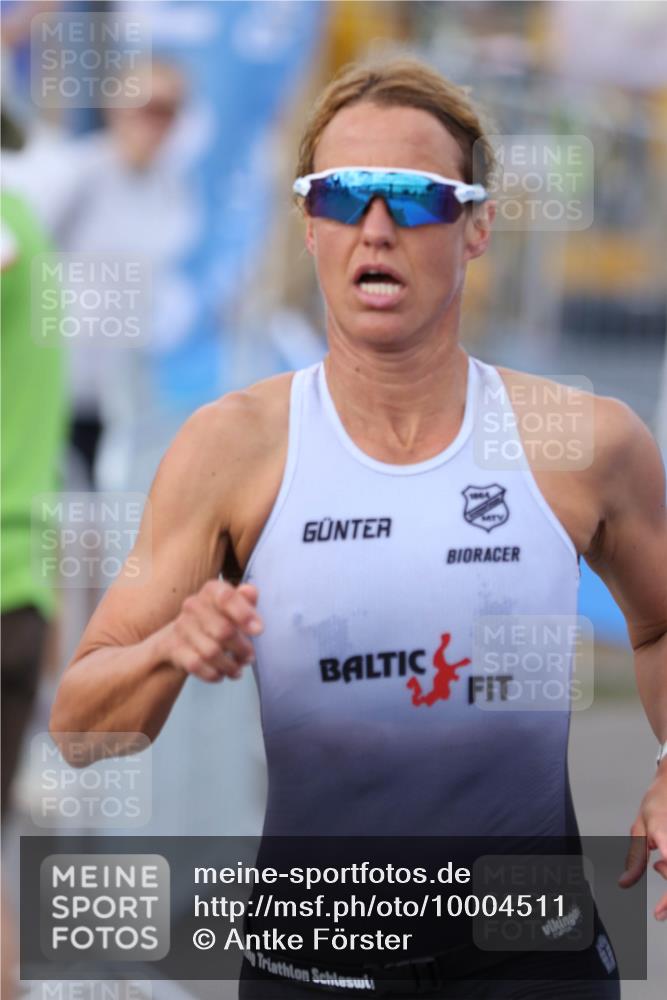 16.08.2026 - KN Förde Triathlon 2026 Antke Förster http://msf.ph/oto/10004511 16.08.2026 15:31:37 Laufen 1864 meine-sportfotos.de
