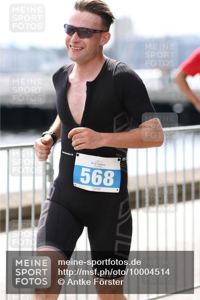16.08.2026 - KN Förde Triathlon 2026 Antke Förster http://msf.ph/oto/10004514 16.08.2026 13:35:08 Laufen 2026, 568, 226 meine-sportfotos.de