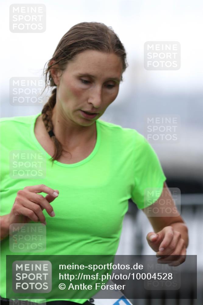 16.08.2026 - KN Förde Triathlon 2026 Antke Förster http://msf.ph/oto/10004528 16.08.2026 10:11:08 Laufen  meine-sportfotos.de