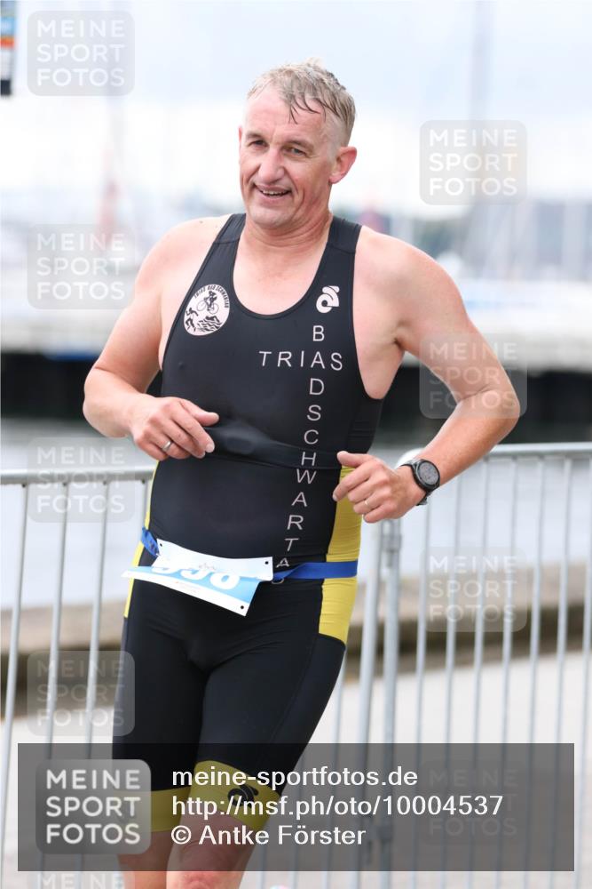 16.08.2026 - KN Förde Triathlon 2026 Antke Förster http://msf.ph/oto/10004537 16.08.2026 11:50:45 Laufen  meine-sportfotos.de