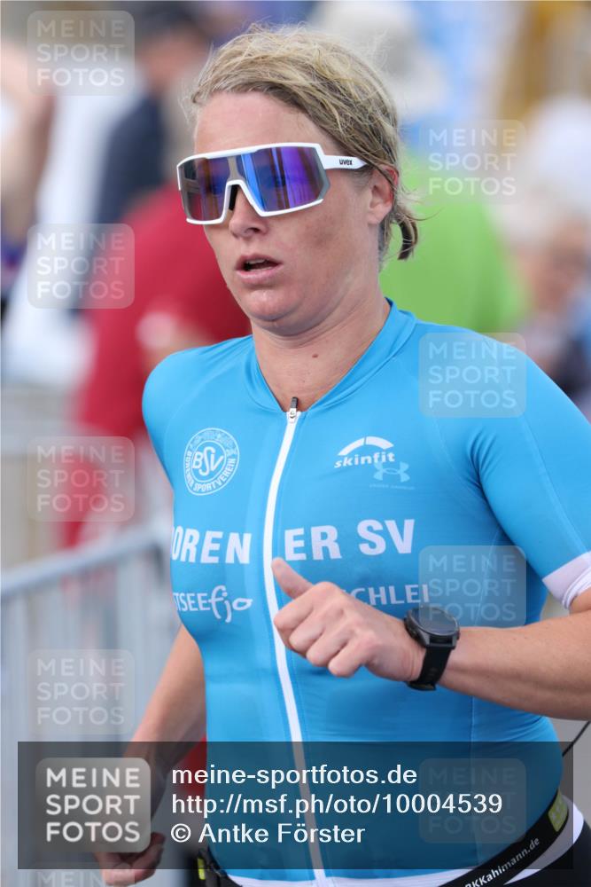 16.08.2026 - KN Förde Triathlon 2026 Antke Förster http://msf.ph/oto/10004539 16.08.2026 15:32:07 Laufen  meine-sportfotos.de