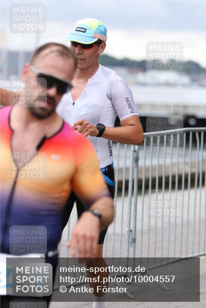 16.08.2026 - KN Förde Triathlon 2026 Antke Förster http://msf.ph/oto/10004557 16.08.2026 11:50:48 Laufen 345 meine-sportfotos.de