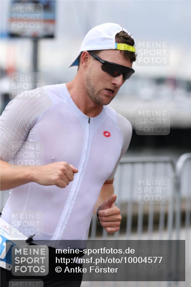 16.08.2026 - KN Förde Triathlon 2026 Antke Förster http://msf.ph/oto/10004577 16.08.2026 11:50:55 Laufen 2026 meine-sportfotos.de