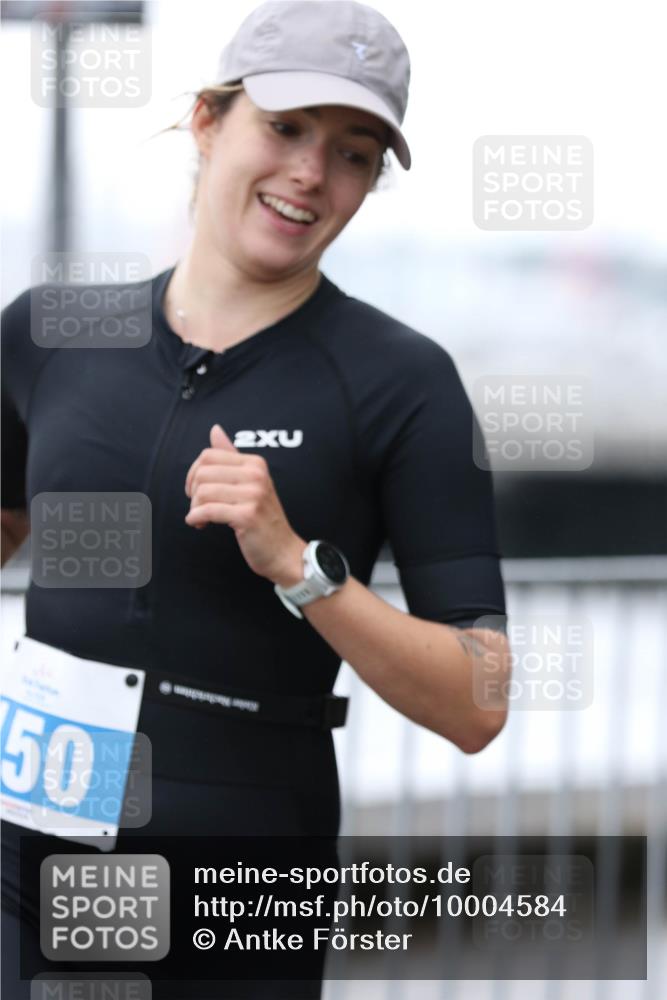 16.08.2026 - KN Förde Triathlon 2026 Antke Förster http://msf.ph/oto/10004584 16.08.2026 10:11:23 Laufen 50, 2 meine-sportfotos.de