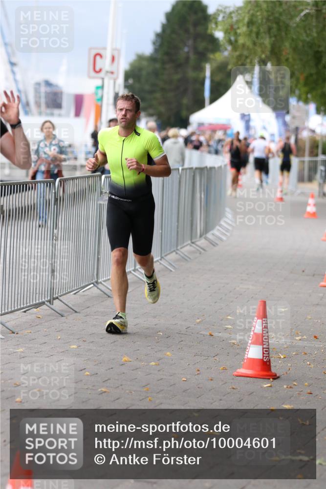 16.08.2026 - KN Förde Triathlon 2026 Antke Förster http://msf.ph/oto/10004601 16.08.2026 11:51:11 Laufen  meine-sportfotos.de