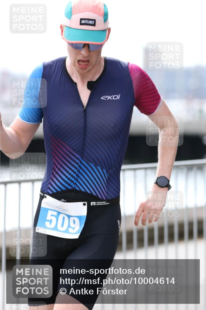 16.08.2026 - KN Förde Triathlon 2026 Antke Förster http://msf.ph/oto/10004614 16.08.2026 13:36:00 Laufen 509 meine-sportfotos.de