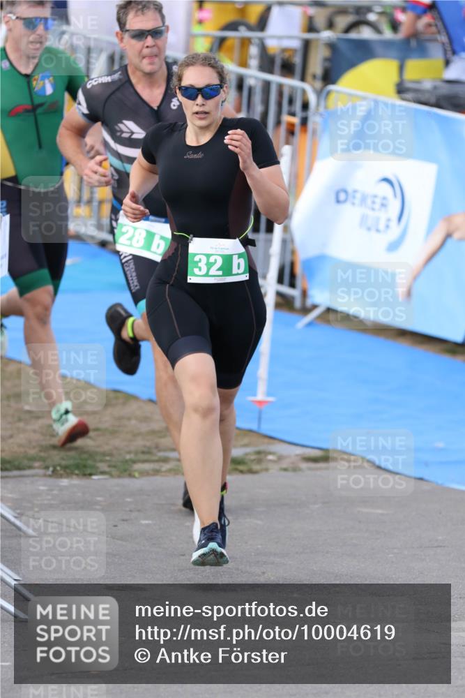16.08.2026 - KN Förde Triathlon 2026 Antke Förster http://msf.ph/oto/10004619 16.08.2026 15:34:01 Laufen 28, 32 meine-sportfotos.de