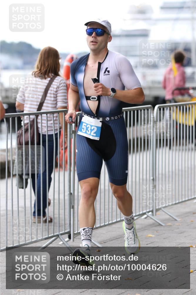 16.08.2026 - KN Förde Triathlon 2026 Antke Förster http://msf.ph/oto/10004626 16.08.2026 13:36:03 Laufen 532 meine-sportfotos.de