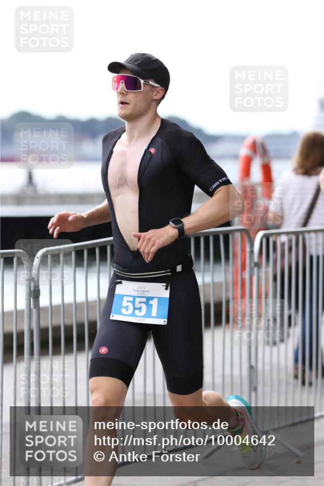 16.08.2026 - KN Förde Triathlon 2026 Antke Förster http://msf.ph/oto/10004642 16.08.2026 13:36:07 Laufen 551 meine-sportfotos.de