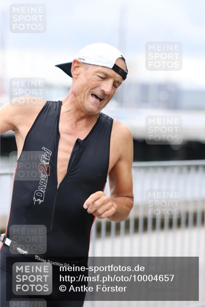 16.08.2026 - KN Förde Triathlon 2026 Antke Förster http://msf.ph/oto/10004657 16.08.2026 11:51:29 Laufen 2 meine-sportfotos.de