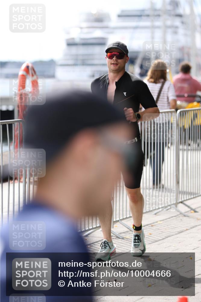 16.08.2026 - KN Förde Triathlon 2026 Antke Förster http://msf.ph/oto/10004666 16.08.2026 13:36:12 Laufen 3 meine-sportfotos.de