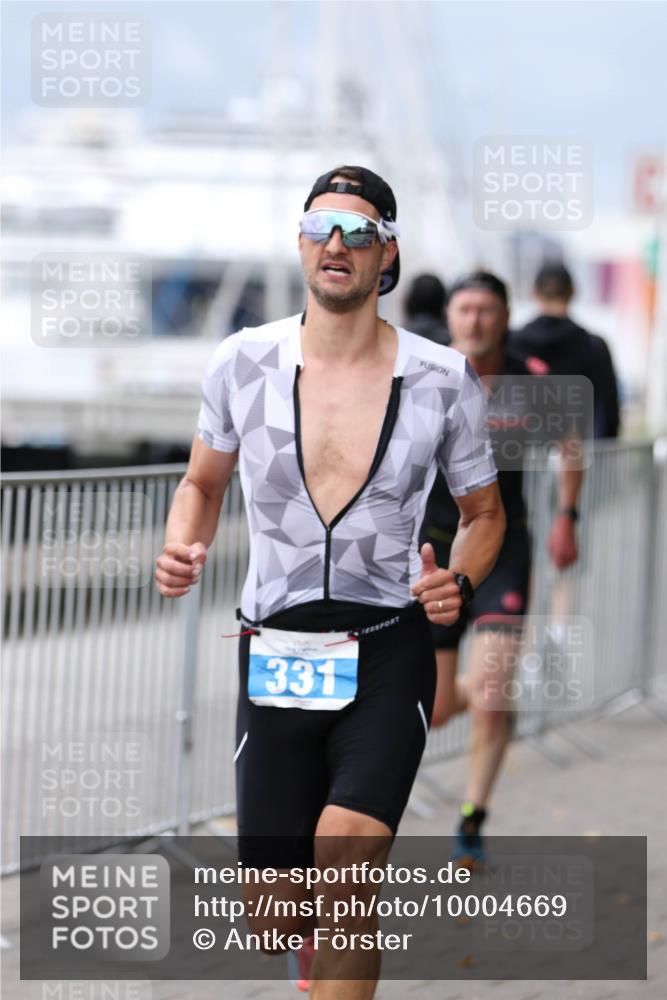 16.08.2026 - KN Förde Triathlon 2026 Antke Förster http://msf.ph/oto/10004669 16.08.2026 11:51:33 Laufen 331 meine-sportfotos.de