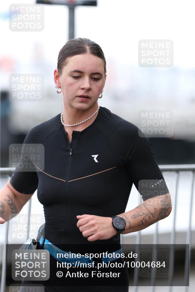 16.08.2026 - KN Förde Triathlon 2026 Antke Förster http://msf.ph/oto/10004684 16.08.2026 10:12:00 Laufen 201, 02, 6, 400 meine-sportfotos.de
