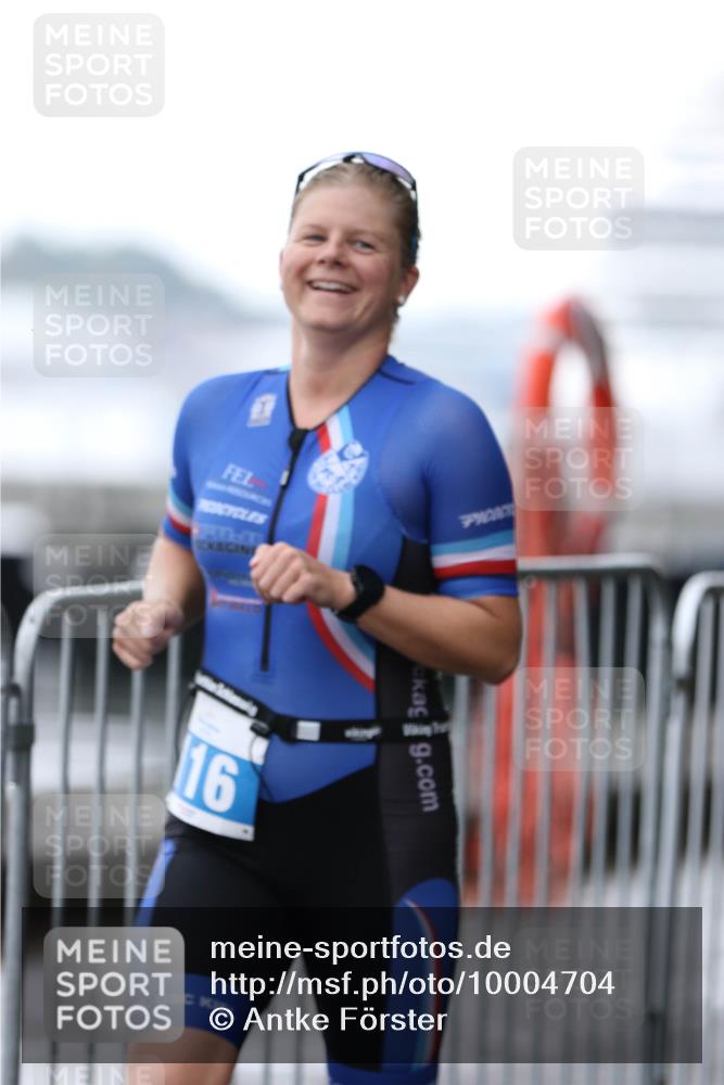 16.08.2026 - KN Förde Triathlon 2026 Antke Förster http://msf.ph/oto/10004704 16.08.2026 10:12:28 Laufen 16 meine-sportfotos.de