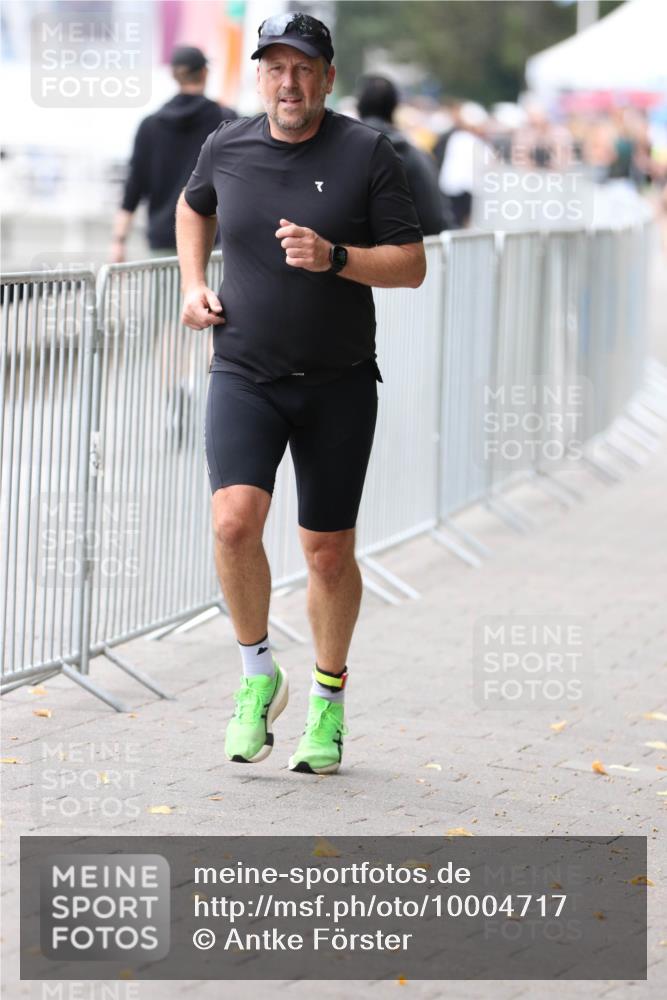 16.08.2026 - KN Förde Triathlon 2026 Antke Förster http://msf.ph/oto/10004717 16.08.2026 11:51:45 Laufen  meine-sportfotos.de