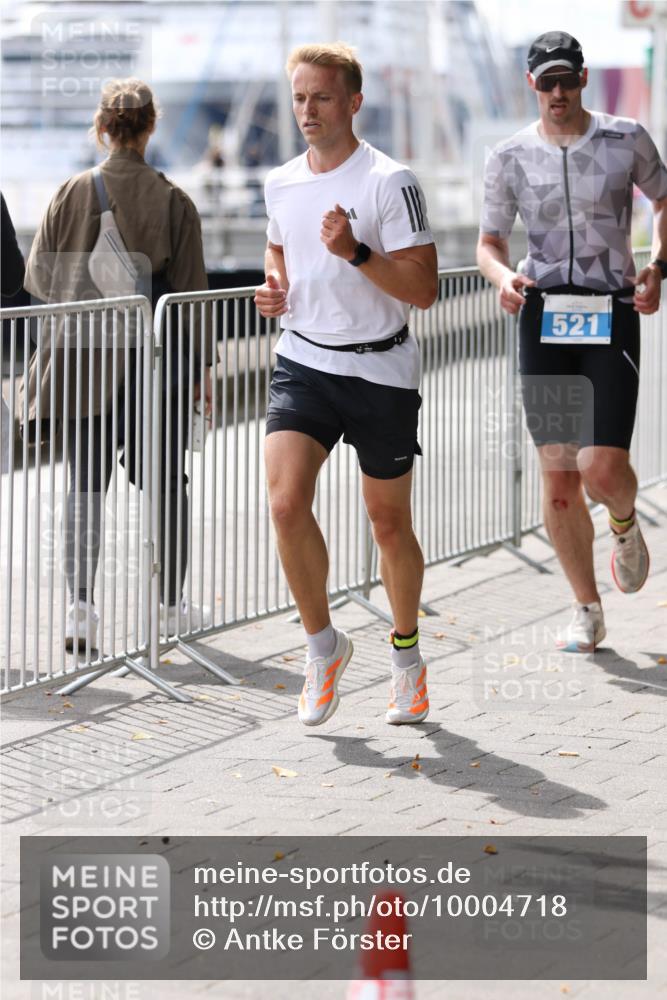 16.08.2026 - KN Förde Triathlon 2026 Antke Förster http://msf.ph/oto/10004718 16.08.2026 13:36:36 Laufen 521 meine-sportfotos.de