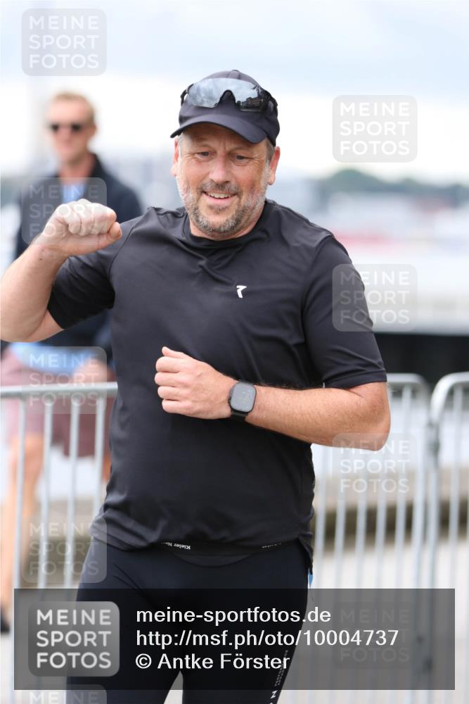 16.08.2026 - KN Förde Triathlon 2026 Antke Förster http://msf.ph/oto/10004737 16.08.2026 11:51:48 Laufen  meine-sportfotos.de
