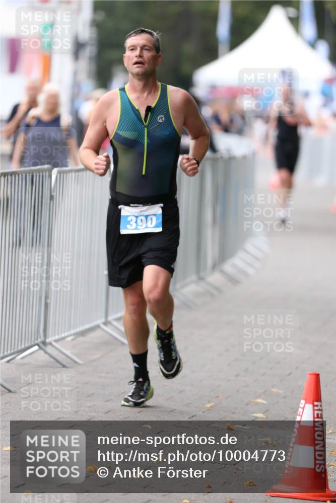 16.08.2026 - KN Förde Triathlon 2026 Antke Förster http://msf.ph/oto/10004773 16.08.2026 11:52:03 Laufen 390 meine-sportfotos.de