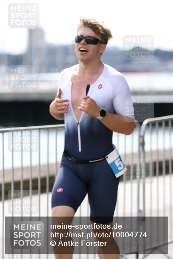 16.08.2026 - KN Förde Triathlon 2026 Antke Förster http://msf.ph/oto/10004774 16.08.2026 13:36:48 Laufen 5 meine-sportfotos.de