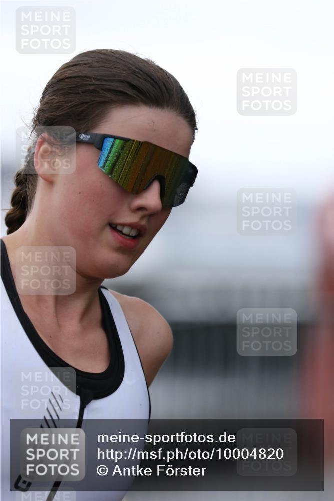 16.08.2026 - KN Förde Triathlon 2026 Antke Förster http://msf.ph/oto/10004820 16.08.2026 10:13:06 Laufen 3 meine-sportfotos.de