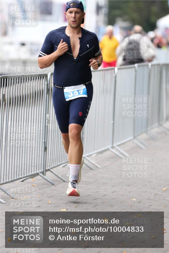 16.08.2026 - KN Förde Triathlon 2026 Antke Förster http://msf.ph/oto/10004833 16.08.2026 11:52:25 Laufen 337 meine-sportfotos.de