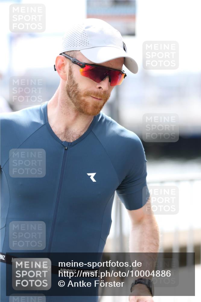 16.08.2026 - KN Förde Triathlon 2026 Antke Förster http://msf.ph/oto/10004886 16.08.2026 13:37:35 Laufen  meine-sportfotos.de