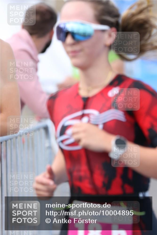 16.08.2026 - KN Förde Triathlon 2026 Antke Förster http://msf.ph/oto/10004895 16.08.2026 15:42:17 Laufen 18 meine-sportfotos.de