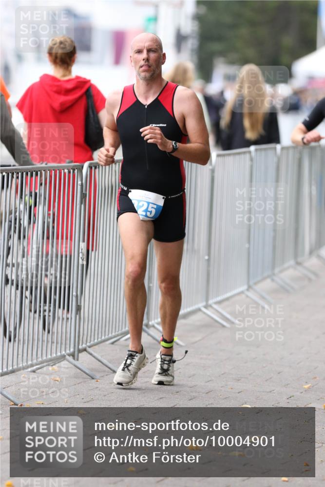 16.08.2026 - KN Förde Triathlon 2026 Antke Förster http://msf.ph/oto/10004901 16.08.2026 11:52:47 Laufen 25 meine-sportfotos.de