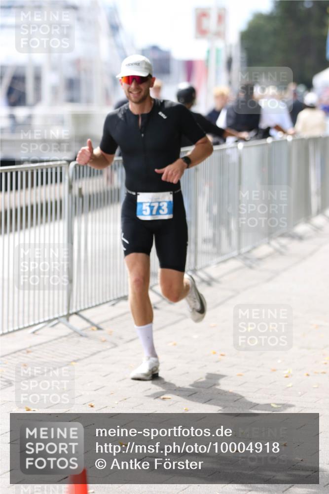 16.08.2026 - KN Förde Triathlon 2026 Antke Förster http://msf.ph/oto/10004918 16.08.2026 13:37:59 Laufen 573 meine-sportfotos.de