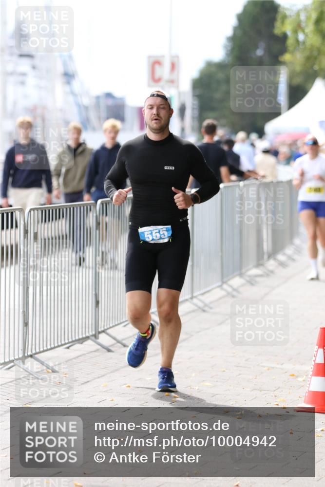 16.08.2026 - KN Förde Triathlon 2026 Antke Förster http://msf.ph/oto/10004942 16.08.2026 13:38:07 Laufen 555 meine-sportfotos.de