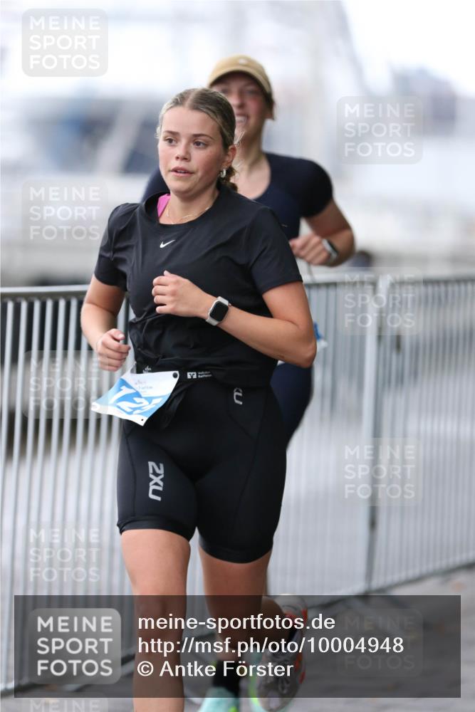 16.08.2026 - KN Förde Triathlon 2026 Antke Förster http://msf.ph/oto/10004948 16.08.2026 10:13:50 Laufen 2 meine-sportfotos.de