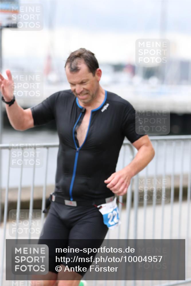 16.08.2026 - KN Förde Triathlon 2026 Antke Förster http://msf.ph/oto/10004957 16.08.2026 11:53:03 Laufen  meine-sportfotos.de