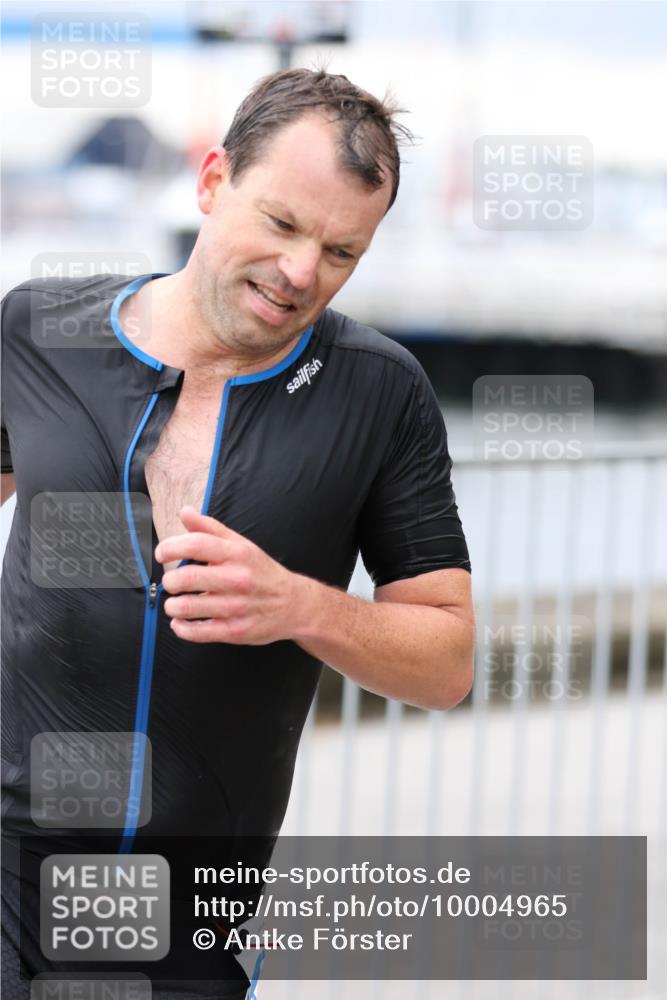 16.08.2026 - KN Förde Triathlon 2026 Antke Förster http://msf.ph/oto/10004965 16.08.2026 11:53:04 Laufen  meine-sportfotos.de