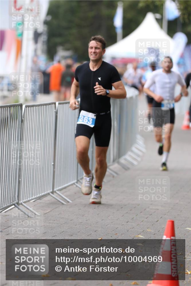 16.08.2026 - KN Förde Triathlon 2026 Antke Förster http://msf.ph/oto/10004969 16.08.2026 11:53:45 Laufen 363 meine-sportfotos.de