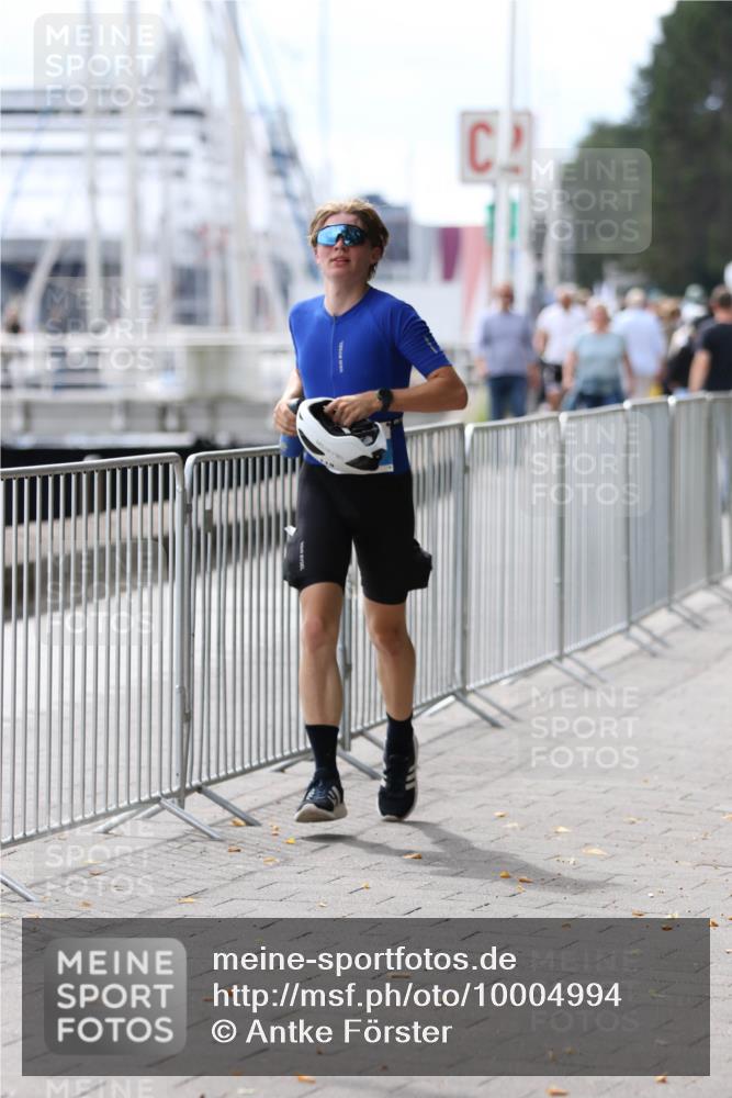 16.08.2026 - KN Förde Triathlon 2026 Antke Förster http://msf.ph/oto/10004994 16.08.2026 13:38:22 Laufen  meine-sportfotos.de