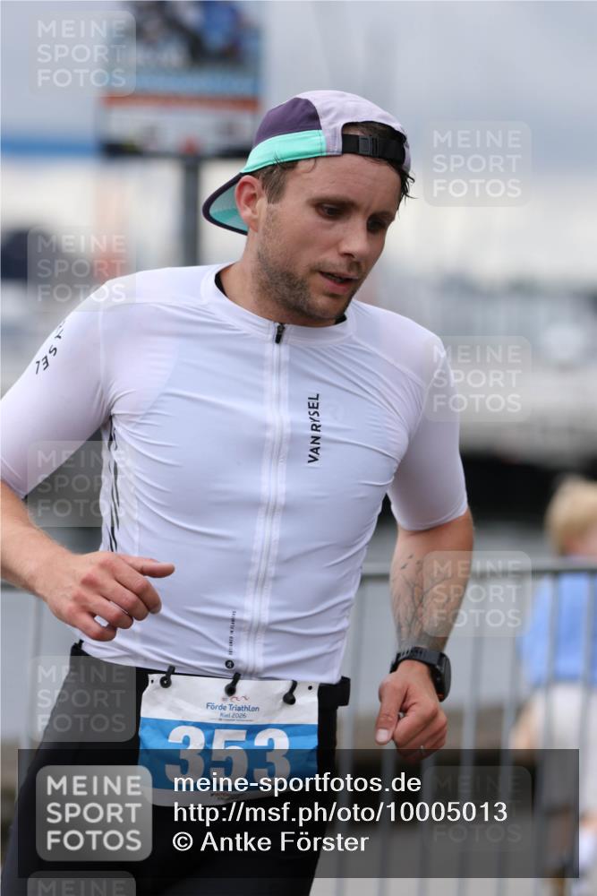 16.08.2026 - KN Förde Triathlon 2026 Antke Förster http://msf.ph/oto/10005013 16.08.2026 11:53:54 Laufen 2026, 353, 135 meine-sportfotos.de