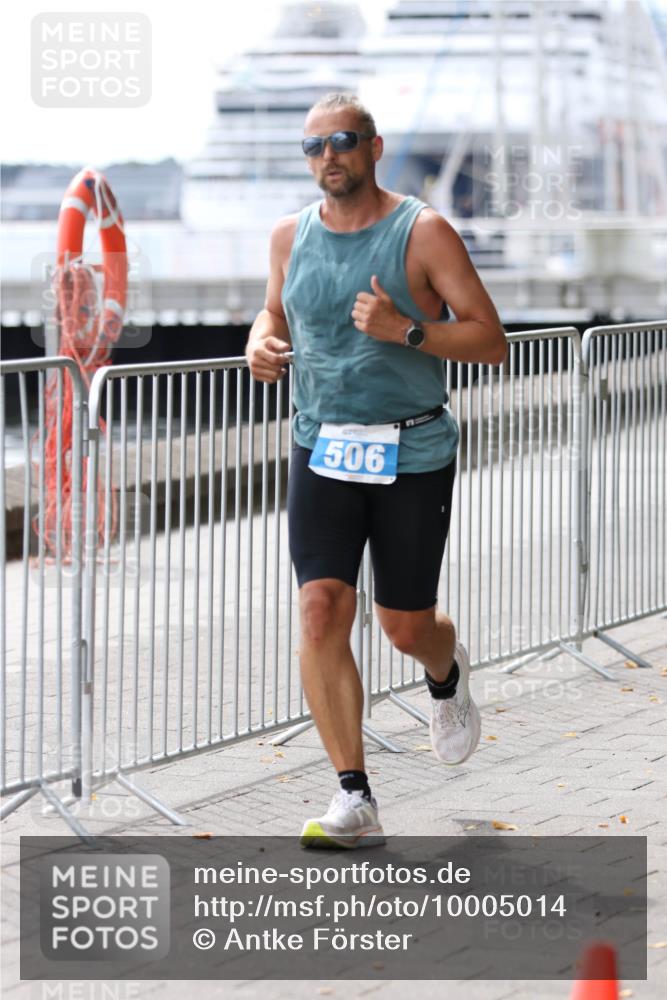 16.08.2026 - KN Förde Triathlon 2026 Antke Förster http://msf.ph/oto/10005014 16.08.2026 13:38:29 Laufen 506 meine-sportfotos.de