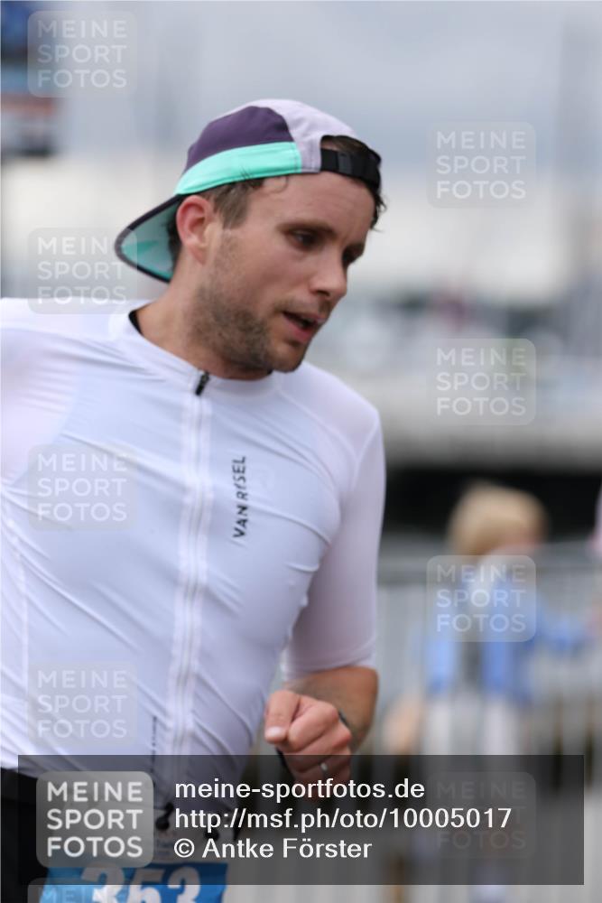 16.08.2026 - KN Förde Triathlon 2026 Antke Förster http://msf.ph/oto/10005017 16.08.2026 11:53:55 Laufen 252 meine-sportfotos.de