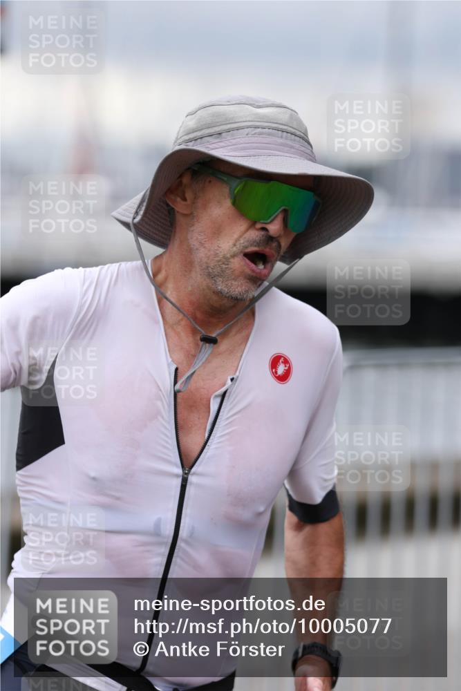 16.08.2026 - KN Förde Triathlon 2026 Antke Förster http://msf.ph/oto/10005077 16.08.2026 11:54:17 Laufen  meine-sportfotos.de