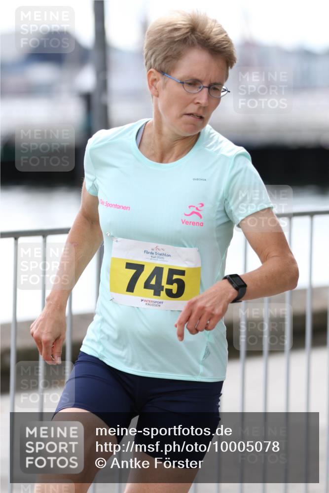 16.08.2026 - KN Förde Triathlon 2026 Antke Förster http://msf.ph/oto/10005078 16.08.2026 13:38:43 Laufen 32, 2026, 745 meine-sportfotos.de