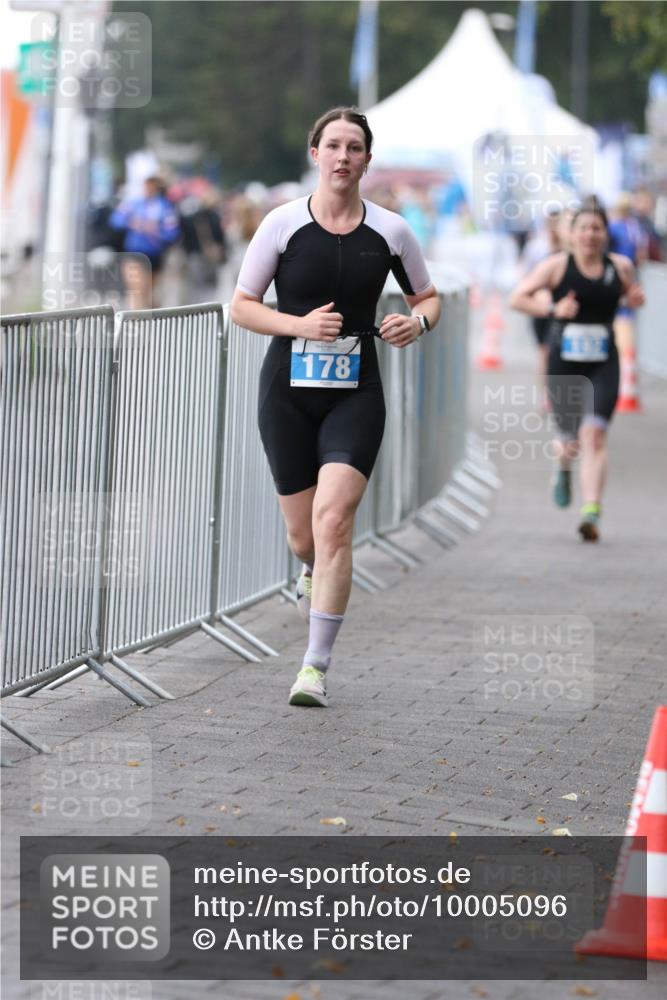 16.08.2026 - KN Förde Triathlon 2026 Antke Förster http://msf.ph/oto/10005096 16.08.2026 10:14:51 Laufen 178 meine-sportfotos.de