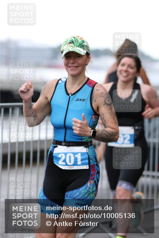 16.08.2026 - KN Förde Triathlon 2026 Antke Förster http://msf.ph/oto/10005136 16.08.2026 10:15:01 Laufen 1001, 201, 02, 700, 7001 meine-sportfotos.de