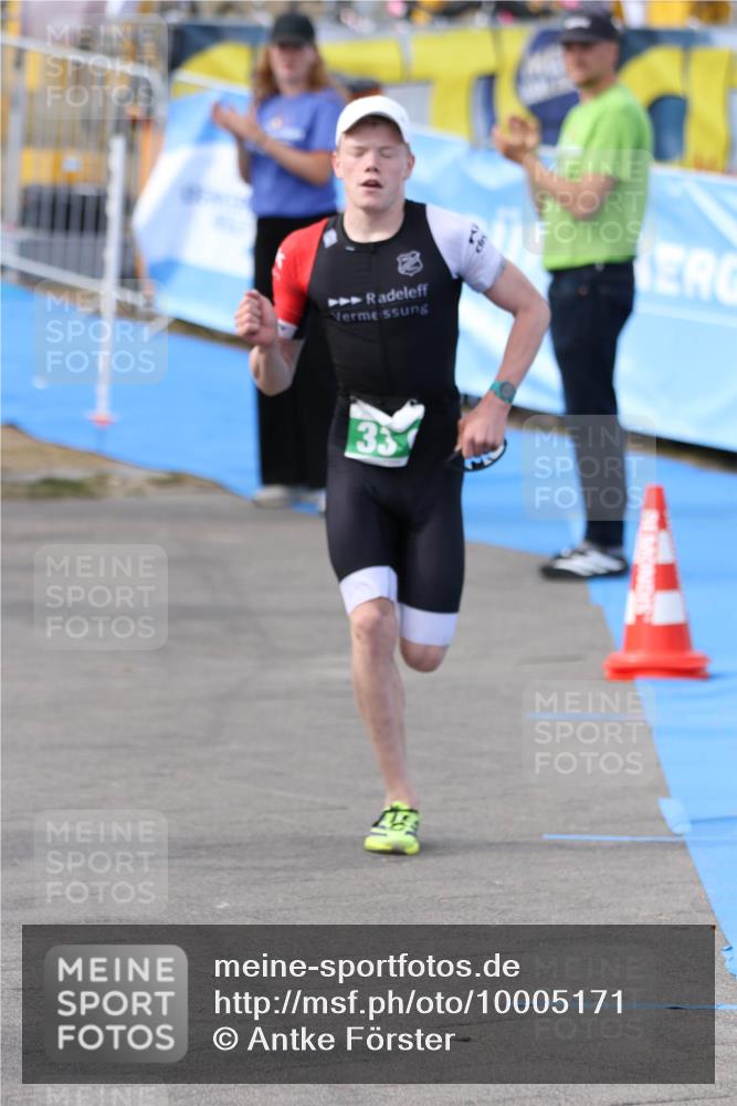 16.08.2026 - KN Förde Triathlon 2026 Antke Förster http://msf.ph/oto/10005171 16.08.2026 15:54:36 Laufen 33 meine-sportfotos.de