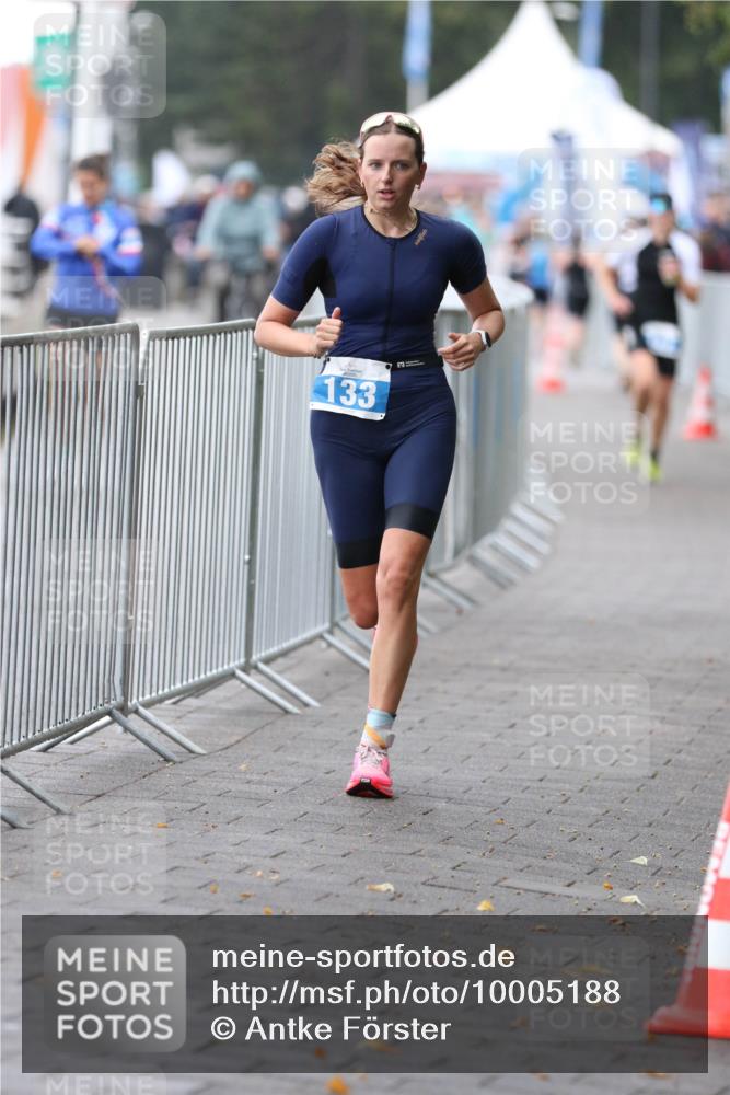16.08.2026 - KN Förde Triathlon 2026 Antke Förster http://msf.ph/oto/10005188 16.08.2026 10:15:36 Laufen 133 meine-sportfotos.de