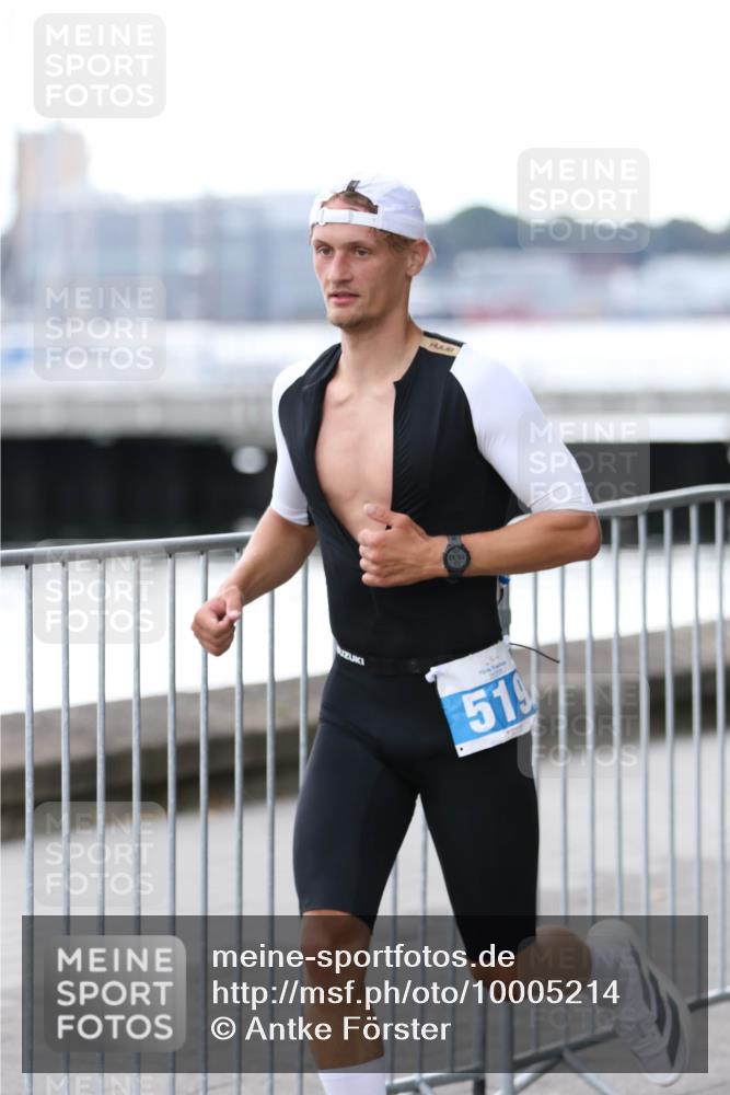 16.08.2026 - KN Förde Triathlon 2026 Antke Förster http://msf.ph/oto/10005214 16.08.2026 13:39:37 Laufen 519 meine-sportfotos.de