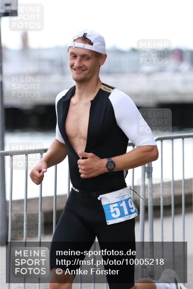 16.08.2026 - KN Förde Triathlon 2026 Antke Förster http://msf.ph/oto/10005218 16.08.2026 13:39:38 Laufen 2026, 519 meine-sportfotos.de