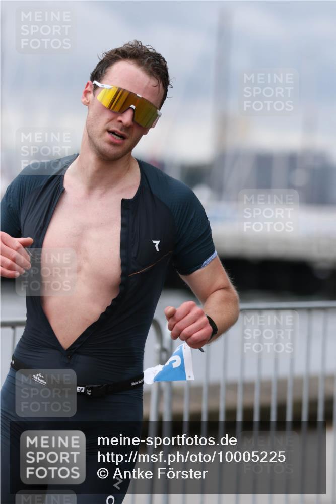16.08.2026 - KN Förde Triathlon 2026 Antke Förster http://msf.ph/oto/10005225 16.08.2026 11:55:35 Laufen 93 meine-sportfotos.de