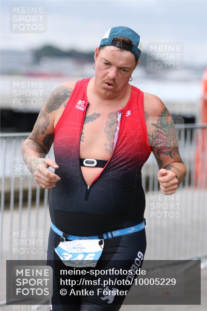 16.08.2026 - KN Förde Triathlon 2026 Antke Förster http://msf.ph/oto/10005229 16.08.2026 11:55:37 Laufen 2026, 346, 09 meine-sportfotos.de